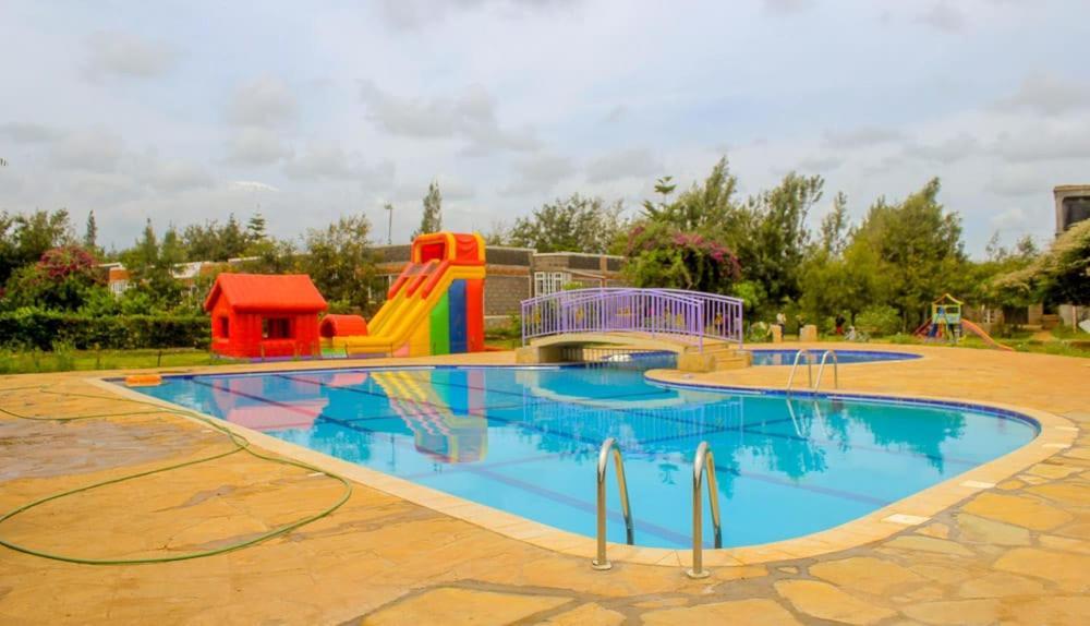 Amboseli Gateway Hotel Kimana Exterior photo